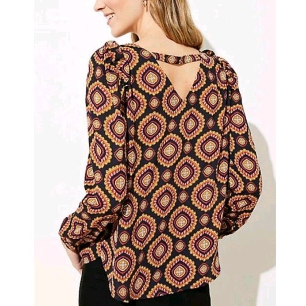 LOFT Medallion Print Ruffle Shoulder Blouse Womens L Bar Back Boho Top - Picture 2 of 14